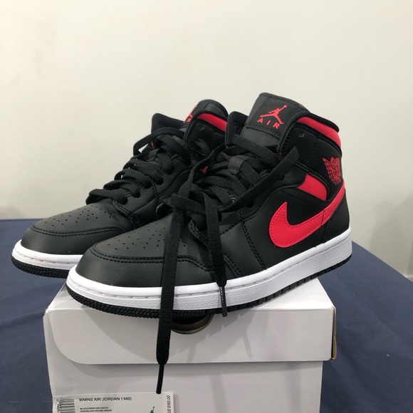 Jordan | Shoes | Air Jordan Mid | Poshmark